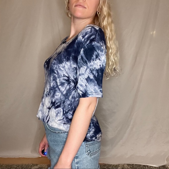 Tie-dye tshirt - Picture 2 of 3